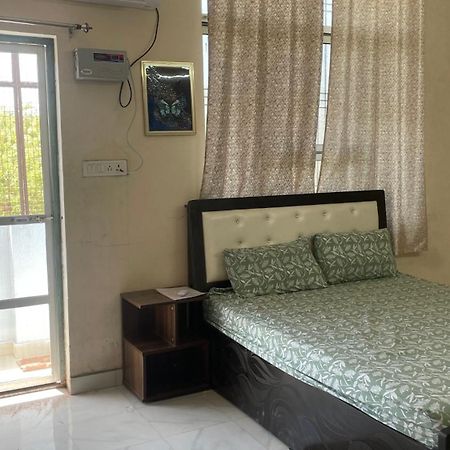 Siddheshwar Nilayam Home Stay Benares Buitenkant foto