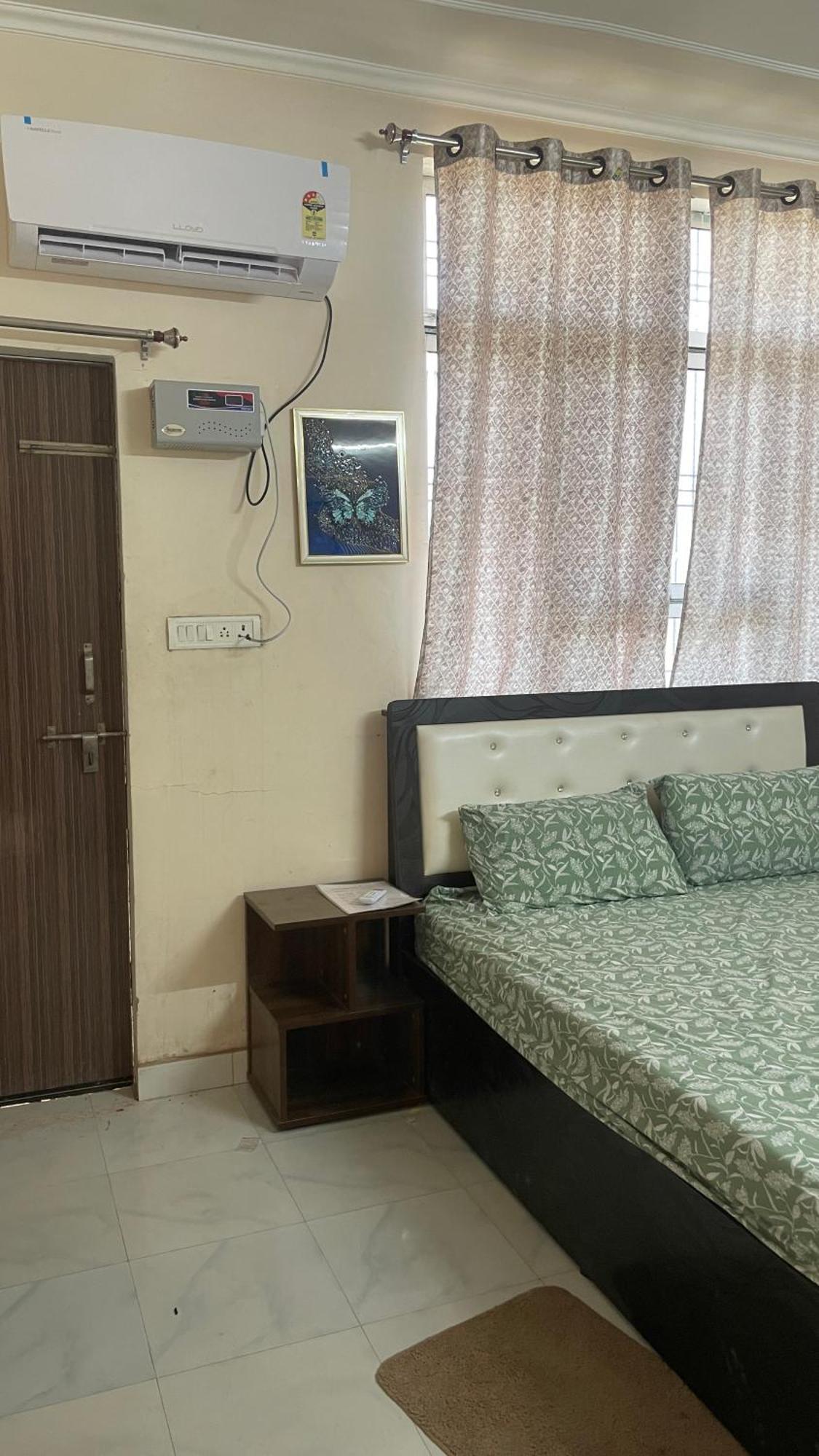 Siddheshwar Nilayam Home Stay Benares Buitenkant foto